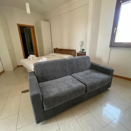 Διαμέρισμα Flatinrome Fiera *